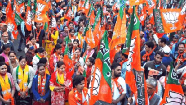 பாஜக முன்னிலை 