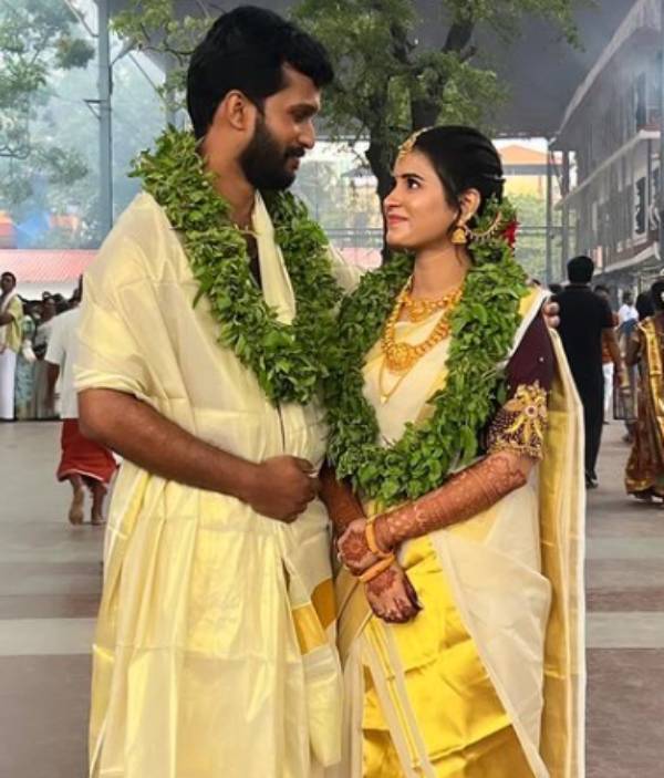 சமீபத்தில் திருமணம்