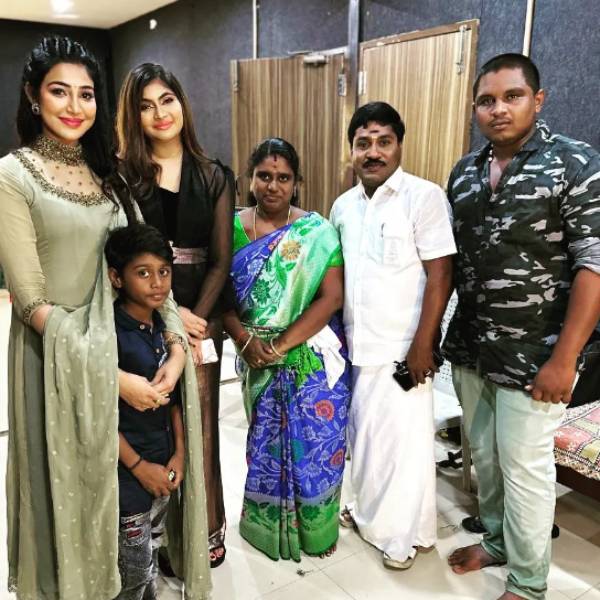 வெளியிட்ட புகைப்படம்