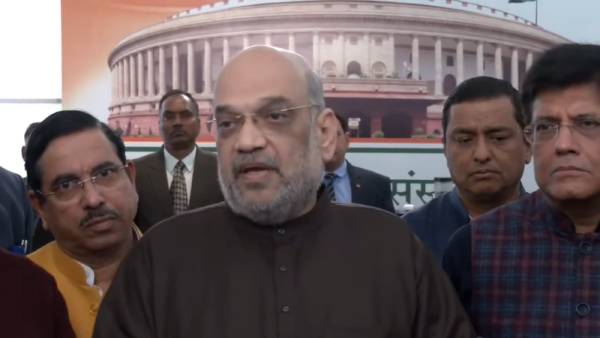 எதிர்க்கட்சிகள் மீது அமித்ஷா பாய்ச்சல் 