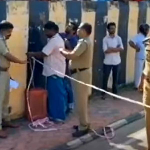 கூர்மை வாள் கூர்மை வாள்