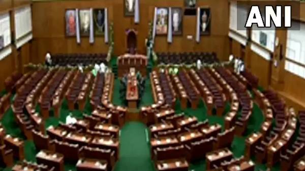 எதிர்க்கட்சிகள் எதிர்ப்பு 