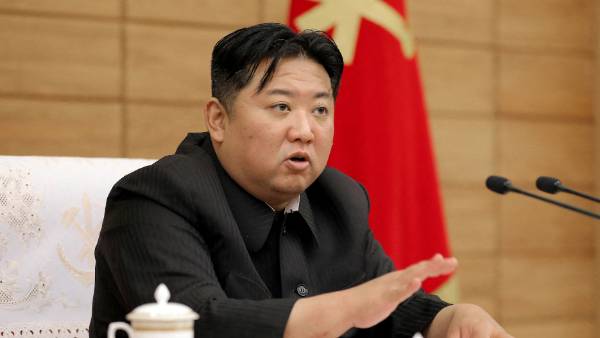 சர்வாதிகாரத்தின் உச்சம் 