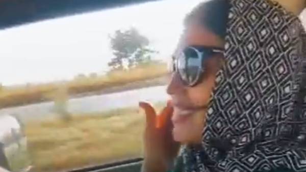 காரிலேயே கத்தாருக்கு பயணம் 