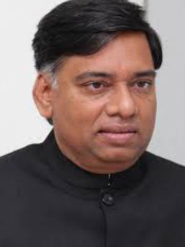  யார் இந்த மு.ராஜேந்திரன் 