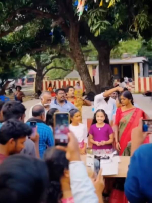 என்னது 2000 எபிசோடா