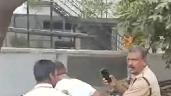 மாணவியிடம் ஆபாச பேச்சு மாணவியிடம் ஆபாச பேச்சு