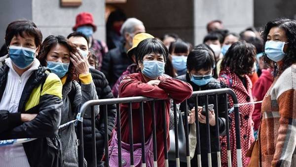 மீண்டும் கொரோனா அலை - நிபுணர்கள் எச்சரிக்கை 