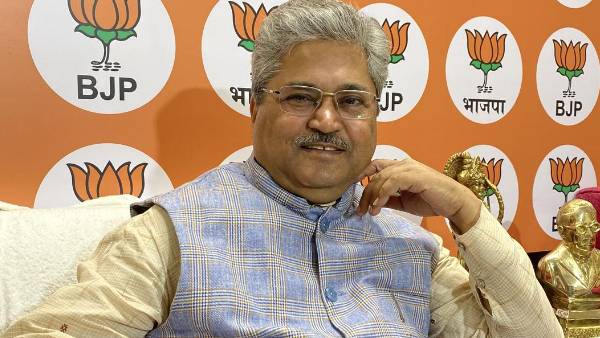 தோல்வி பயத்தில் உளறல் தோல்வி பயத்தில் உளறல்