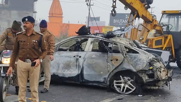 போலீஸார் 