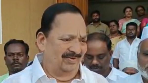  அமைச்சர் காந்தி