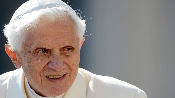 600 ஆண்டுக்கு பிறகு பதவி துறப்பு 600 ஆண்டுக்கு பிறகு பதவி துறப்பு