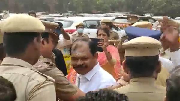இந்து மக்கள் கட்சியினர் கைது இந்து மக்கள் கட்சியினர் கைது