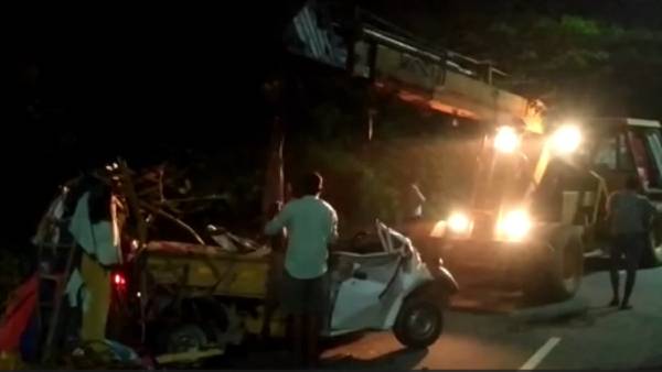 தீபவிழா சென்று திரும்பியபோது விபத்து 