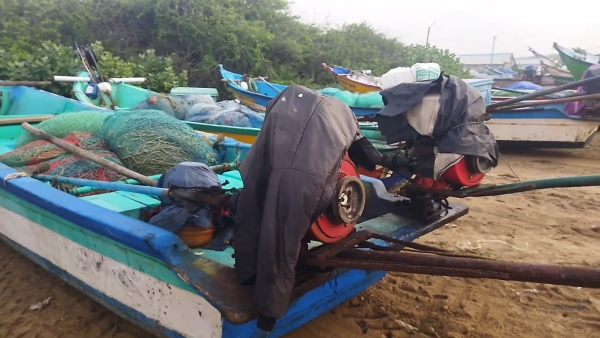 சூறாவளி வீசும் 
