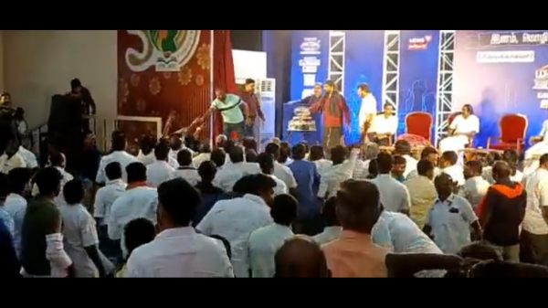  விவாத நிகழ்ச்சி 