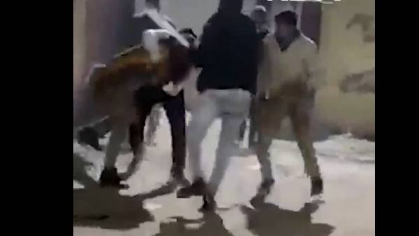 நேர்மையான வார்டன் நேர்மையான வார்டன்