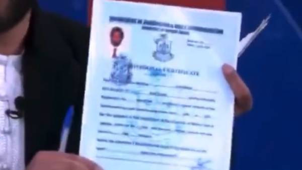 பெண் உரிமையை நசுக்கும் தாலிபான்கள் 