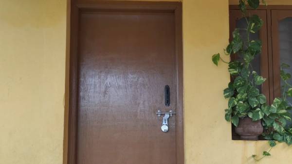  கணவரின் தாய் 