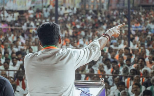 சொகுசு மெத்தையில் பயணம் சொகுசு மெத்தையில் பயணம்