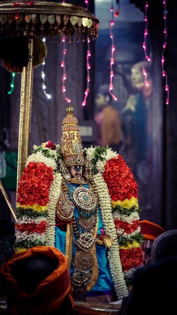 Vaikunta Ekadasi Pagal Pathu Day 1: Nam Perumal decorated with precious ornaments Vaikunta Ekadasi Pagal Pathu Day 1: Nam Perumal decorated with precious ornaments