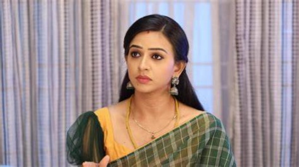 ரசிகர்களை கவர்ந்த ஜெனி 