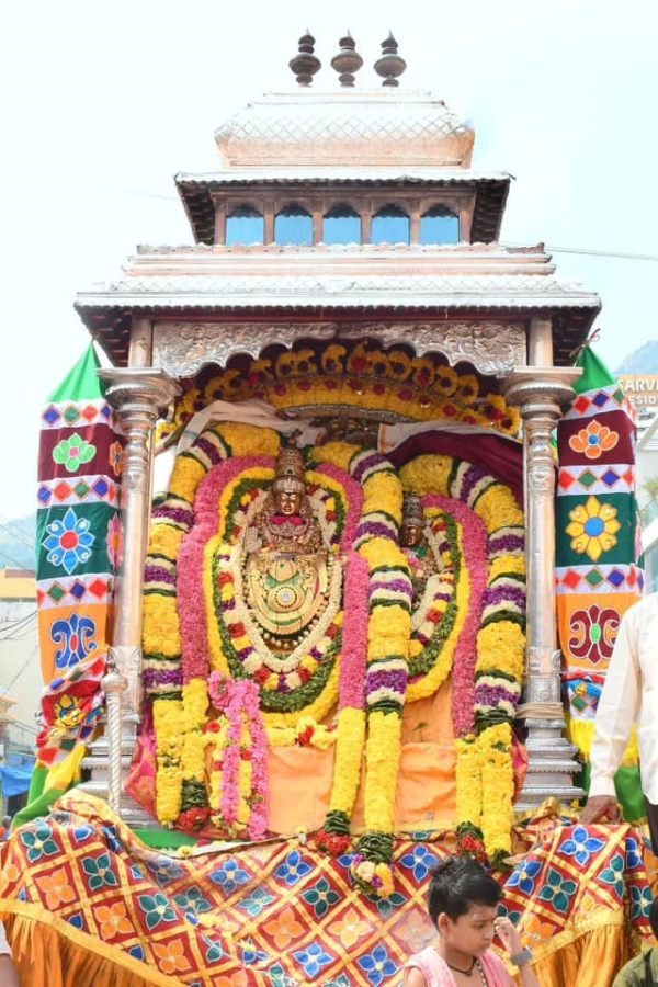  தீப திருவிழா தரிசன டிக்கெட்டுகள் 