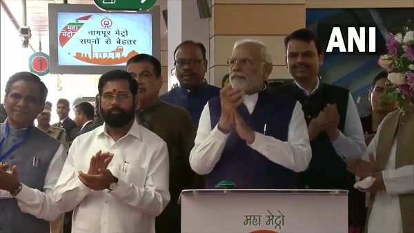 'வந்தே பாரத்' எக்ஸ்பிரஸ் ரயில் 