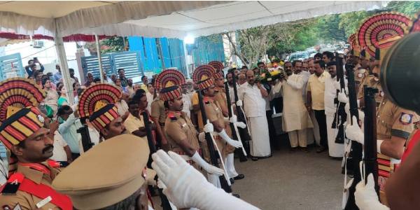  ஜெயகாந்தனுக்கு கிடைக்காத மரியாதை