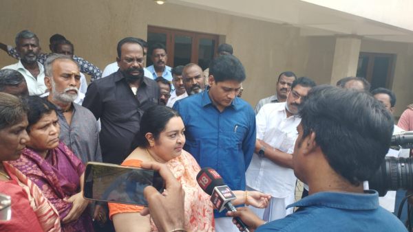 அரசியலுக்கு வர வாய்ப்பில்லை 