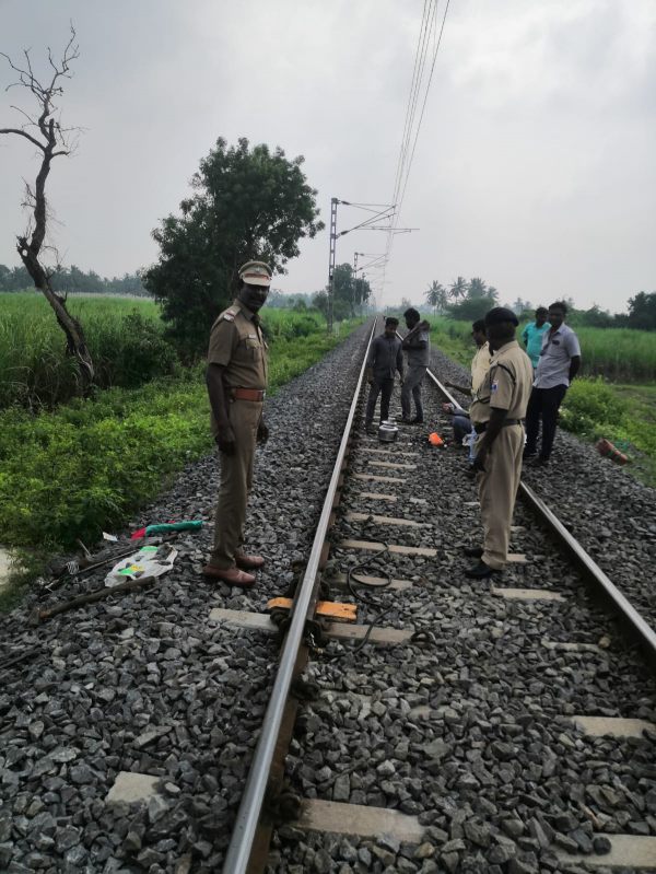 பேசஞ்சர் ரயில் 