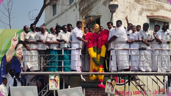 11 அமைச்சர்கள்