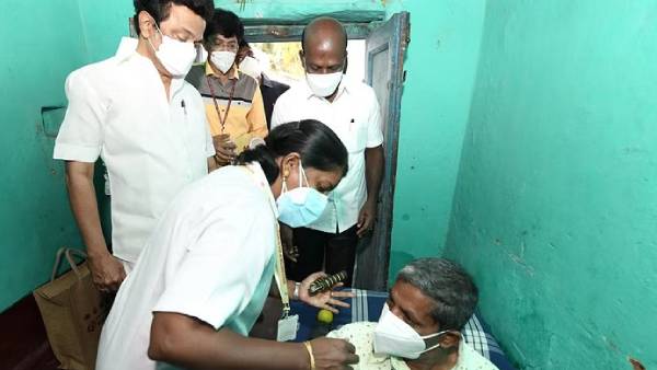 மக்களைத் தேடி மருத்துவம் 