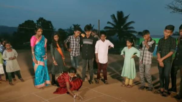 இல்லம் தேடிக் கல்வி என்றால் என்ன? இல்லம் தேடிக் கல்வி என்றால் என்ன?