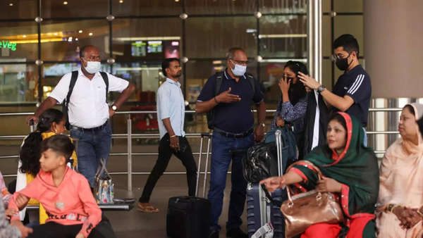 மக்களும் மாற்றுகிறார்கள் 