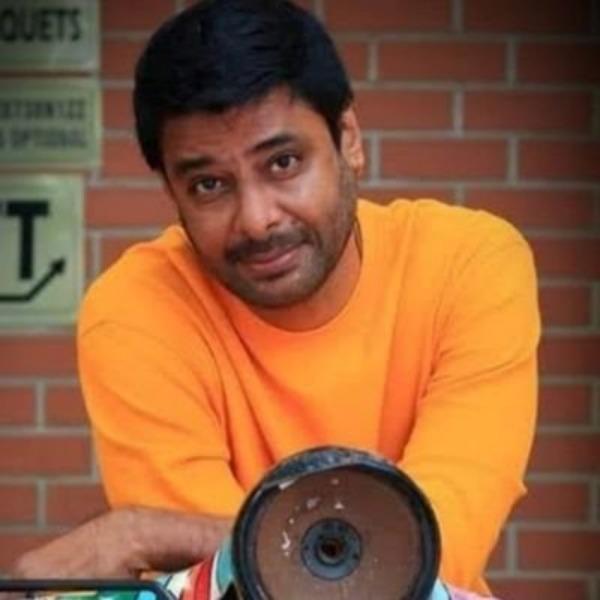 வெளிநாடு தமிழ் வளர்ச்சி பிரிவு 