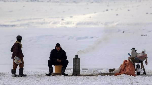 மைனஸ் 34 டிகிரி