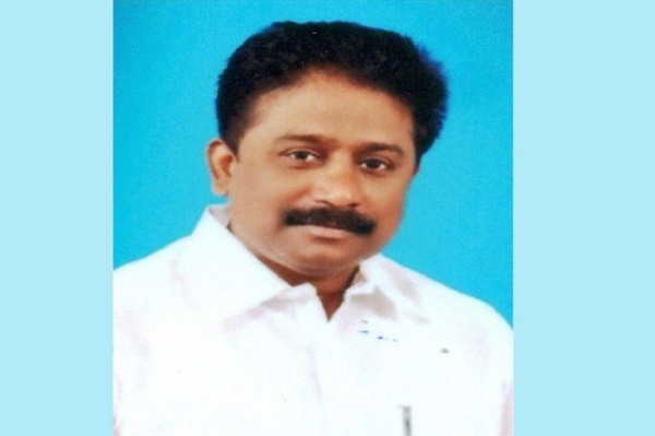 செருப்பால் அடிப்பார்கள் செருப்பால் அடிப்பார்கள்