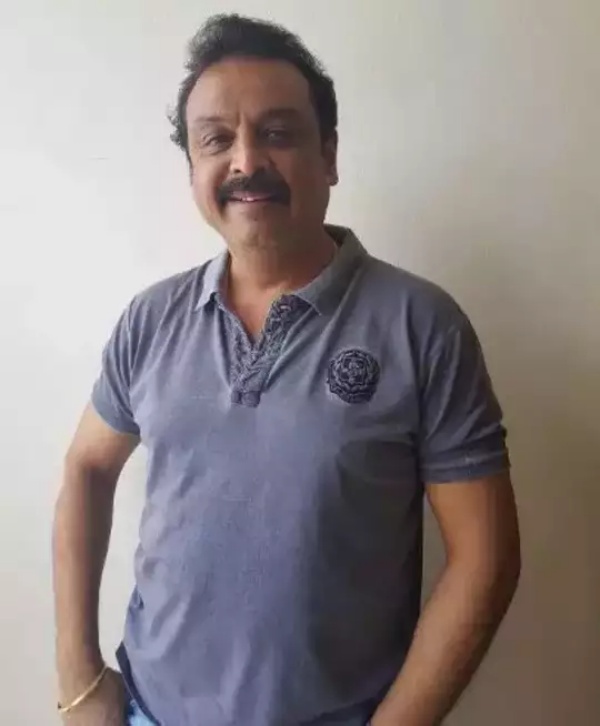 நரேஷ் பாபு