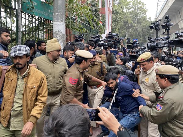 இந்தியாவில் தடை 