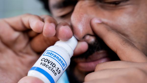 நாட்டின் முதல் தடுப்பு மருந்து 