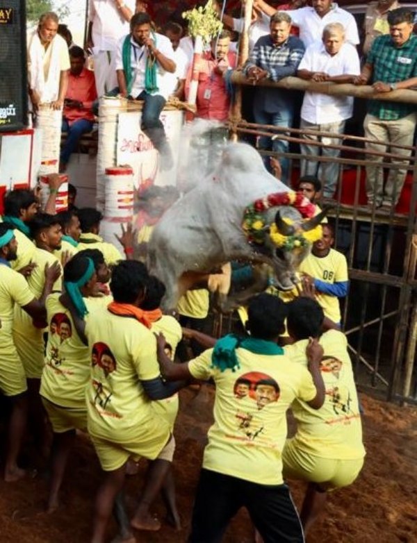 அந்த மனசு தான் அந்த மனசு தான்