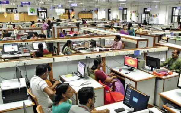 அரசு ஊழியர்கள் அலட்சியம்