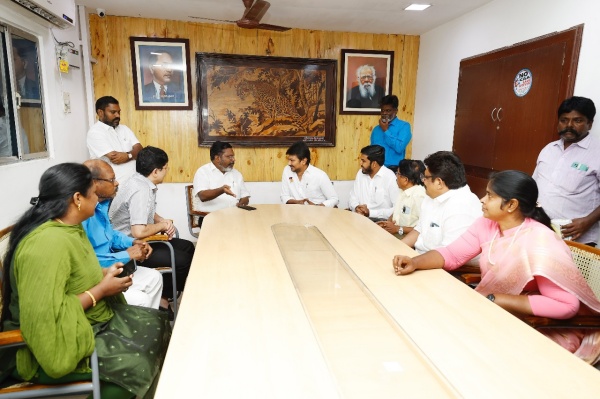 முற்றுகைப் போராட்டம்