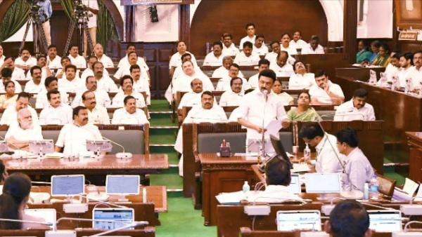 அமைதிப்படுத்திய முதல்வர் அமைதிப்படுத்திய முதல்வர்