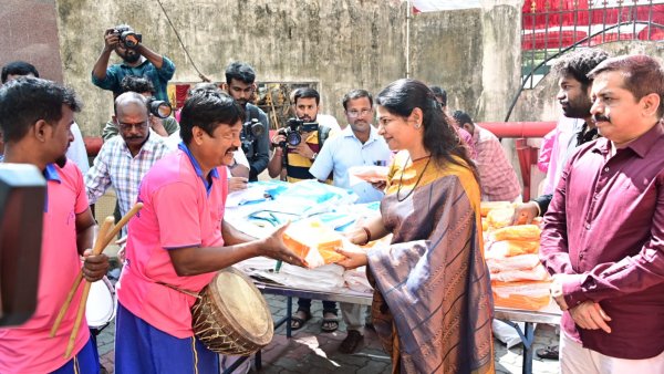 கரெக்டாக வருவேன் கரெக்டாக வருவேன்