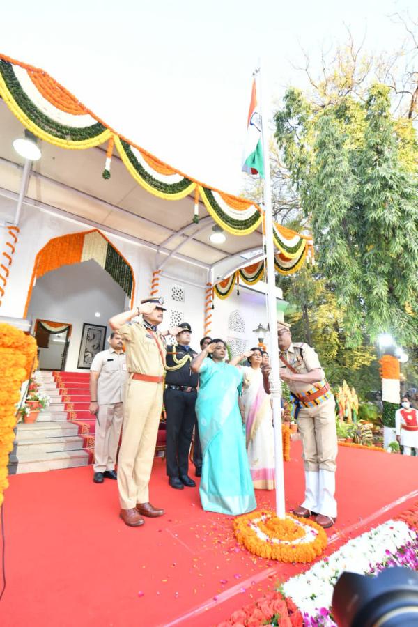  நேரம் குறைவாக இருப்பதால் 