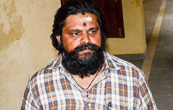  பூங்குன்றனா இது