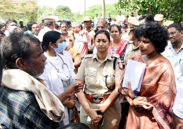 குற்றவாளிகளை கைது செய்யாதது ஏன்?