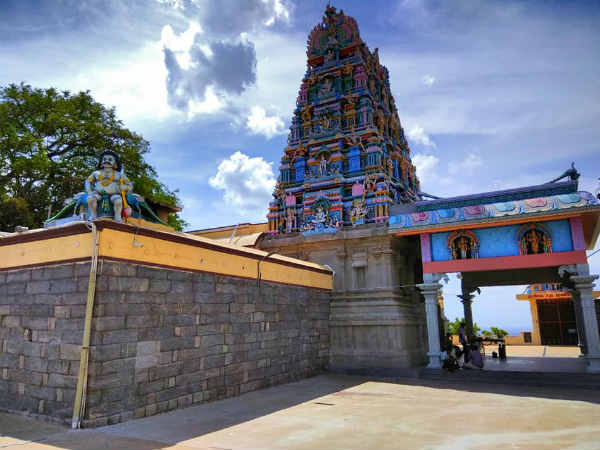 Rice bran in the Tirupur Sivanmalai Aandavar Utharavupetti 